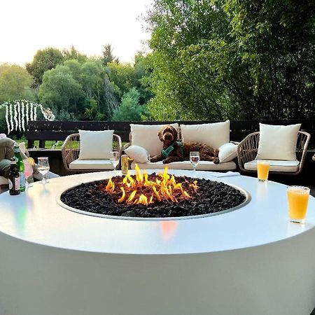 Boho Manor Hotel Monte Rio Bagian luar foto