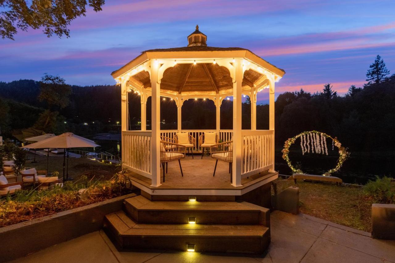 Boho Manor Hotel Monte Rio Bagian luar foto