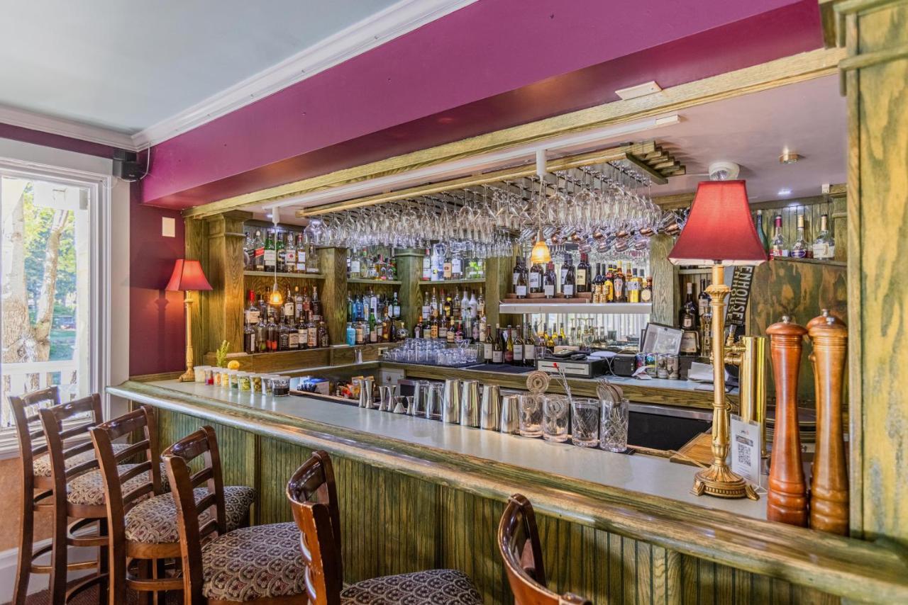 Boho Manor Hotel Monte Rio Bagian luar foto